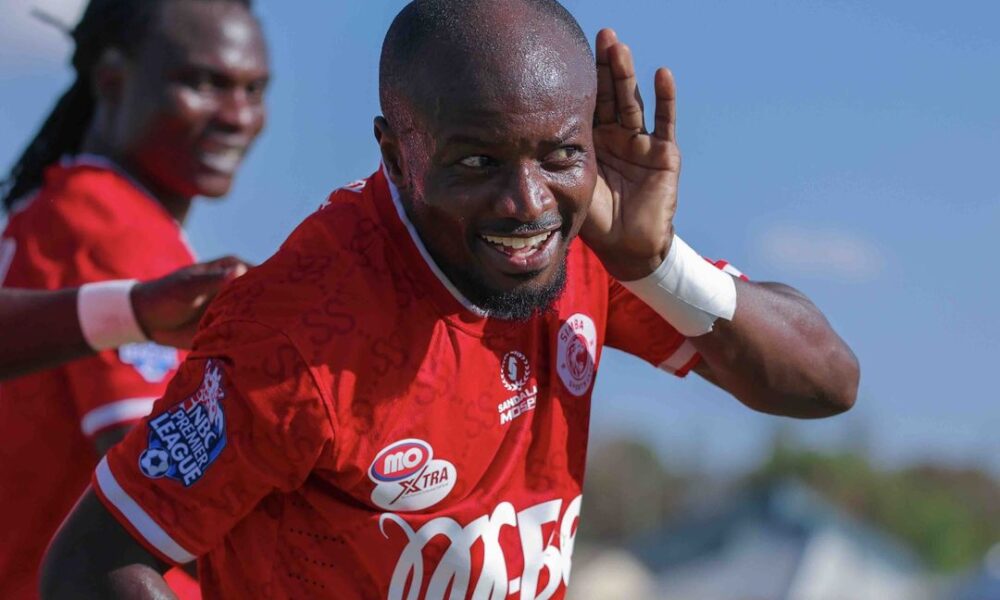 Adebayor Kupishana na Saido Simba sc 1 saido