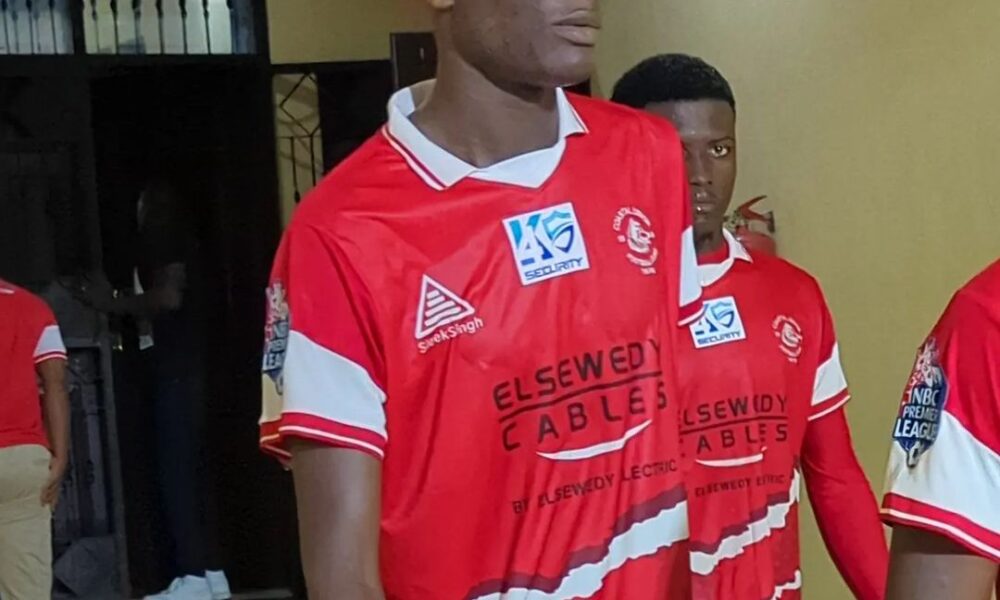 Lawi Afutiwa Kadi Nyekundu 1 440788351 1838779789867336 6179619091598188733 n
