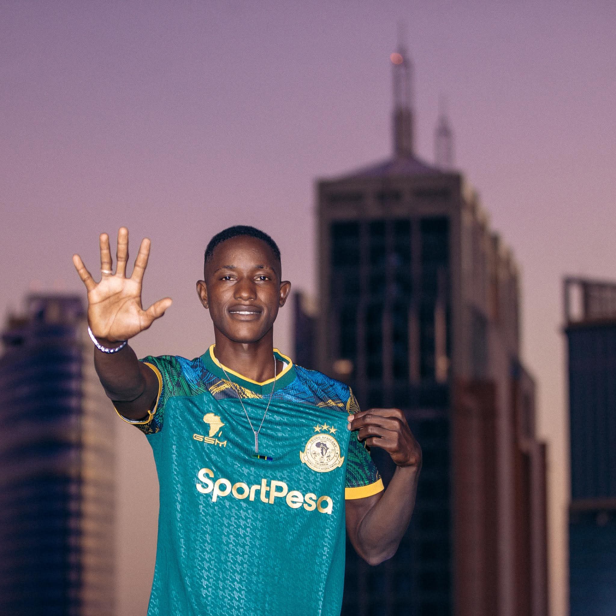 Diarra Akabidhi Jezi ya Aucho Yanga Sc 1 FB IMG 1753688414595