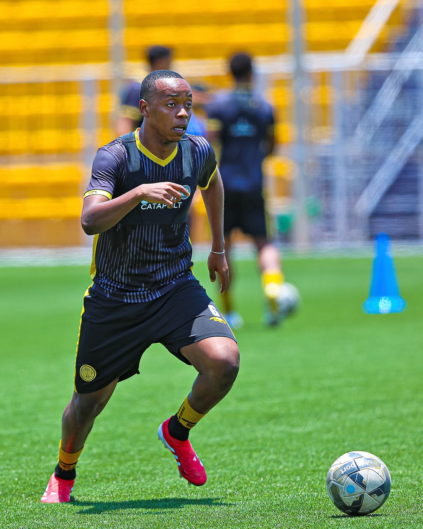 FEISAL SALUM:Mzawa Ghari Zaidi Ligi ya Nbc-sportsleo.co.tz