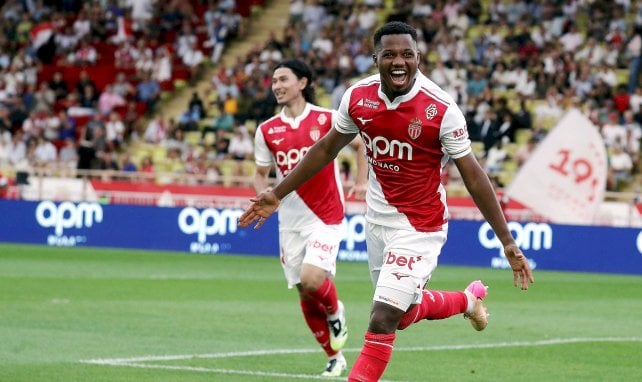 Ansu Fati anaupiga mwingi Monaco! Mshambuliaji wa Barcelona Ang'ara kwa Mabao Mawili ya Kihistoria 1 Ansu Fati anaupiga mwingi Monaco! Mshambuliaji wa Barcelona Ang'ara kwa Mabao Mawili ya Kihistoria | Sportsleo.co.tz