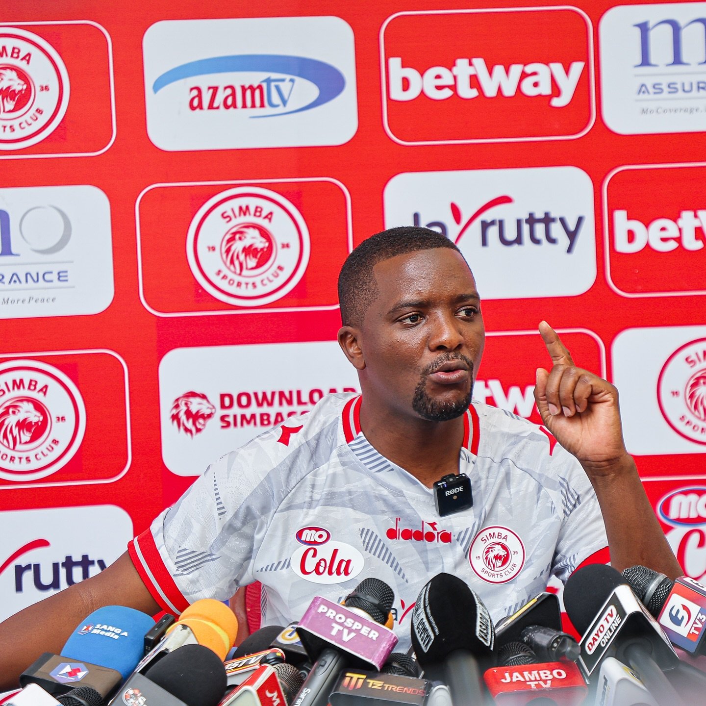 Simba Sc Yawaonya Mashabiki Vivuruge Caf-sportsleo.co,tz
