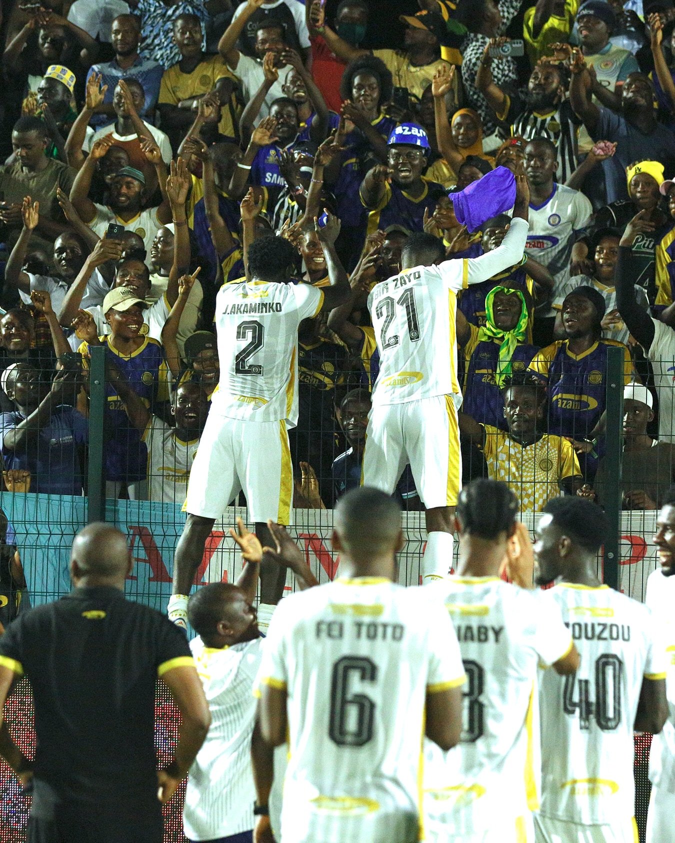 Azam Fc Yafuzu Makundi Kibabe-www.sportsleo.co.tz
