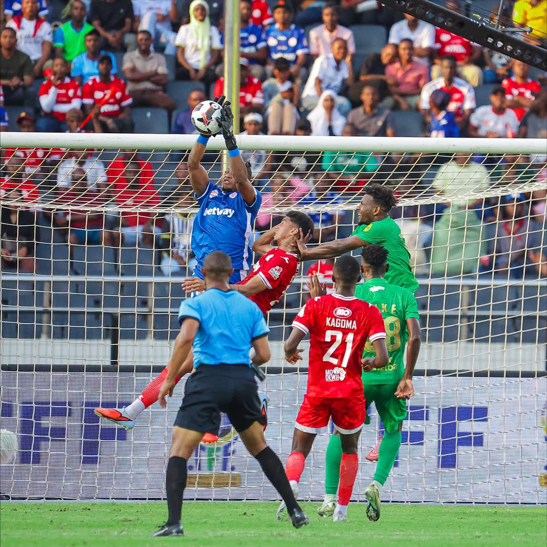 Camara Nje Wiki 8,Kufanyiwa Upasuaji Morocco-www.sportsleo.co.tz