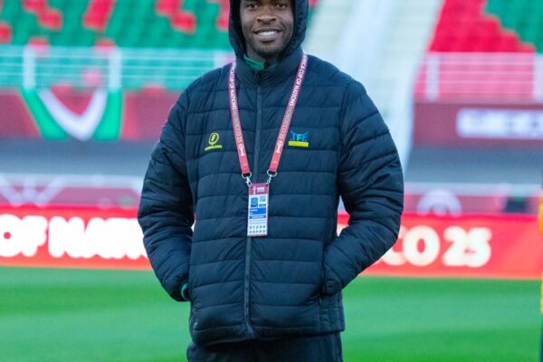 Wachezaji Selemani Mwalimu, Feisal Salum na Yakoub Suleman hawatakuwa sehemu ya kikosi chetu kit (2)