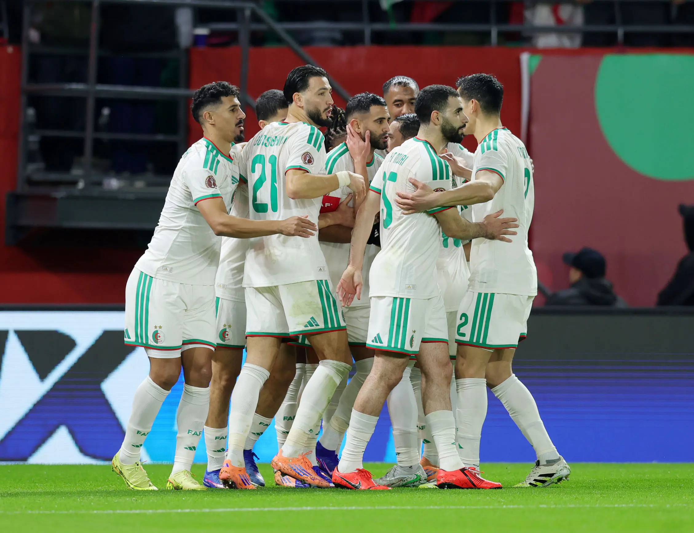 Mahrez Aipa Algeria Tiketi 16 Bora 1 b25l2ss2001