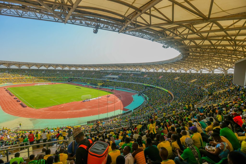 Historia ya Soka Tanzania: Safari ya Miaka 60 ya Ushindi, Machozi, na Mageuzi Makubwa 4 Historia ya Soka Tanzania: Safari ya Miaka 60 ya Ushindi, Machozi, na Mageuzi Makubwa - sportsleo.co.tz