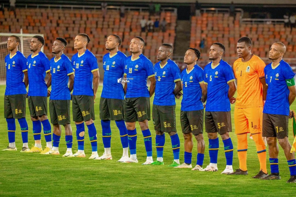 Historia ya Soka Tanzania: Safari ya Miaka 60 ya Ushindi, Machozi, na Mageuzi Makubwa 2 Historia ya Soka Tanzania: Safari ya Miaka 60 ya Ushindi, Machozi, na Mageuzi Makubwa - sportsleo.co.tz