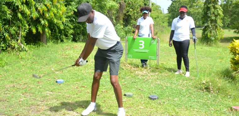 Historia ya Gofu Tanzania: Safari ya Mageuzi Kutoka Burudani ya Kikoloni Mpaka Fursa ya Kiuchumi 1 Historia ya Gofu Tanzania: Safari ya Mageuzi Kutoka Burudani ya Kikoloni Mpaka Fursa ya Kiuchumi - sportsleo.co.tz