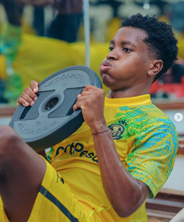Yanga SC yasajili mashine mpya 5: Mapinduzi ya Jangwani kuelekea Kimataifa 2 Yanga SC yasajili mashine mpya 5: Mapinduzi ya Jangwani kuelekea Kimataifa - sportsleo.co.tz