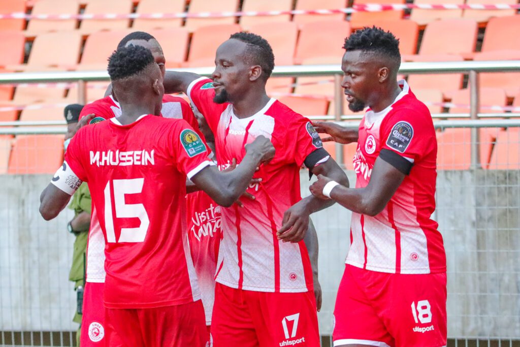 Chama Arejea Simba SC kwa Mara ya Tatu: Kiungo Fundi Anarudi Kuandika Historia Mpya Msimbazi 5 .sportsleo.co.tz