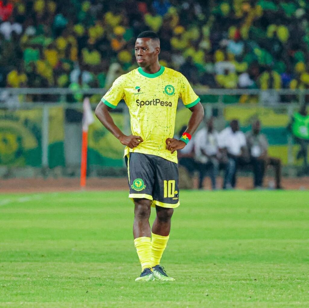 Aziz Ki Aondoka Wydad AC Rasmi, Ajiunga Al Ittihad Libya kwa Dola 300,000 6 Whoever said goodbyes are painful… he sure knew what he was talking about.My heart is heavy as I