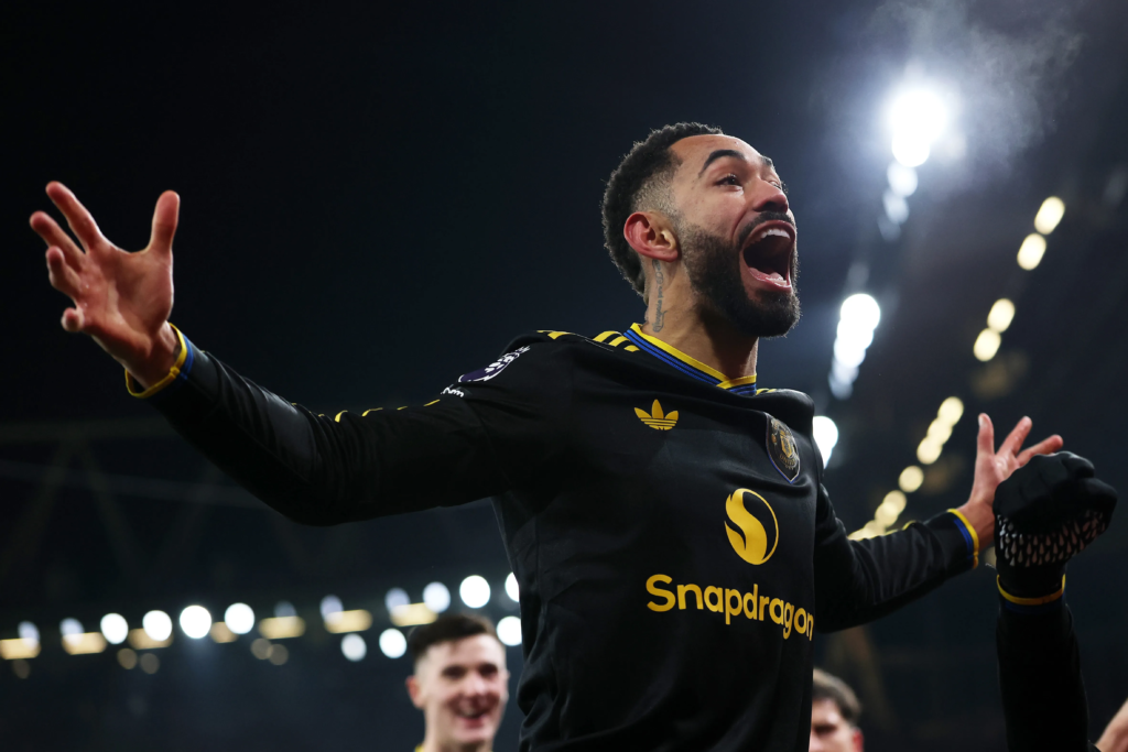 Man Utd vs Arsenal ndoto za ubingwa za zimwa: 3-2 Mikel Arteta Ataharuki, Michael Carrick Azidi Kung’ara 4 Man Utd vs Arsenal ndoto za ubingwa za zimwa: 3-2 Mikel Arteta Ataharuki, Michael Carrick Azidi Kung’ara - sportsleo.co.tz