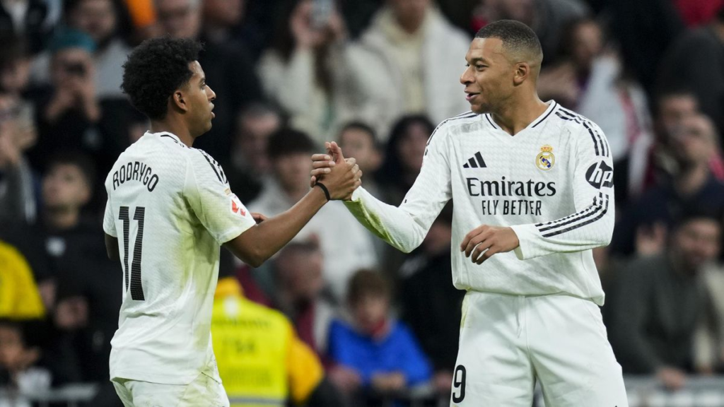 Mbappe Airudisha Real Madrid Mbio za Ubingwa Baada ya Kuitandika Villarreal 2-0 4 Mbappe Airudisha Real Madrid Mbio za Ubingwa Baada ya Kuitandika Villarreal - sportsleo.co.tz