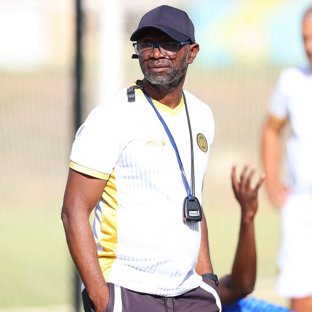 Azam FC Yamshitukia Ibenge: Uongozi Wagoma Kumwachia Kocha Kwa FAF Angola 7 622040069 17996529005884501 3754022047343476039 n