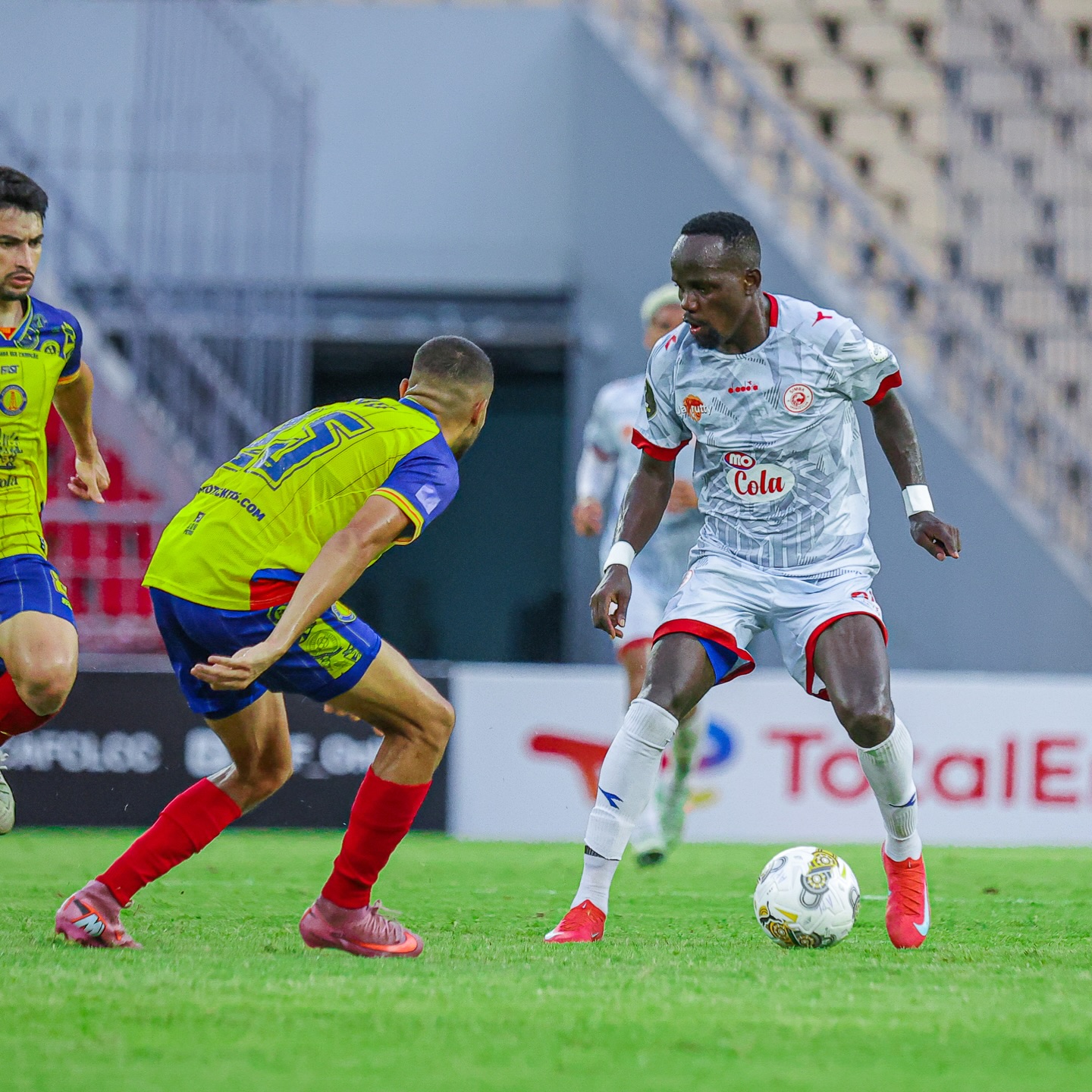 Kocha Simba Sc Presha Juu: Shinikizo Lamzingira Steve Barker Baada ya Simba Kutolewa Ligi ya Mabingwa Afrika 5 630182341 18535358293071034 3387125229941800084 n