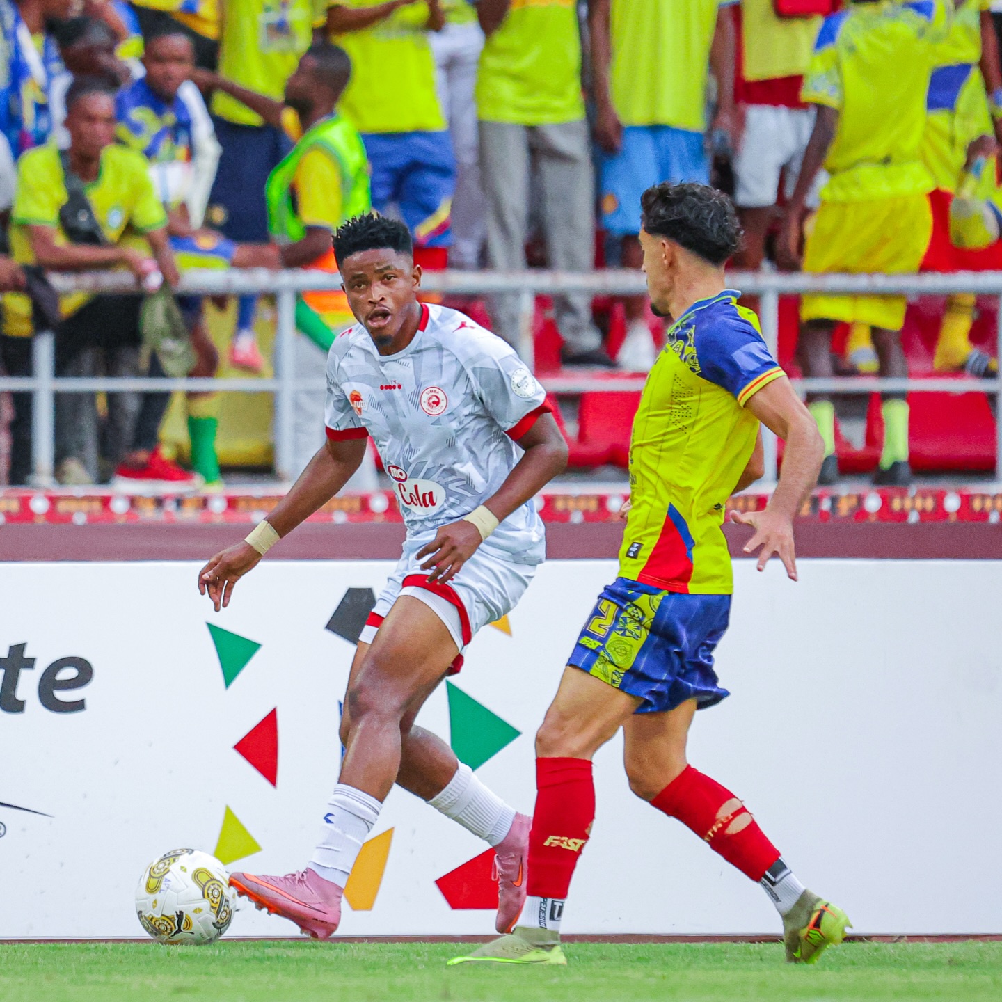 Kocha Simba Sc Presha Juu: Shinikizo Lamzingira Steve Barker Baada ya Simba Kutolewa Ligi ya Mabingwa Afrika 6 631093025 18535358332071034 2309469243357984700 n