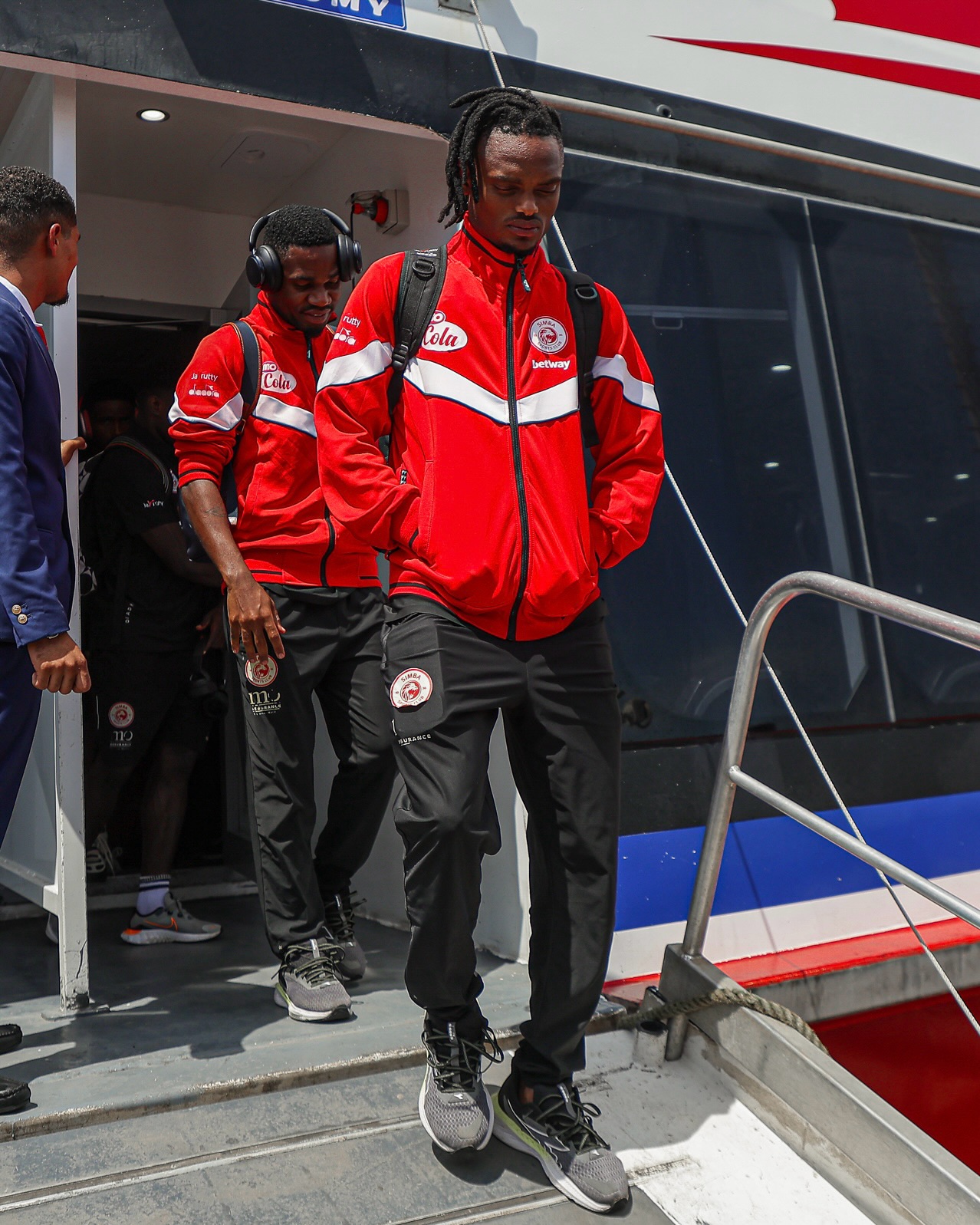 Presha yaanza Kariakoo Dabi: Yanga na Simba Watangaza Vita Rasmi Zanzibar 7 642408579 18540574597071034 7013161464637166258 n