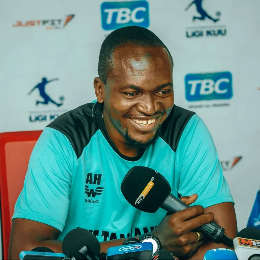 CAF Yawashukia Makocha Afrika: Masharti Mapya Yalitikisa Soka la Bara, Tanzania Yaguswa Moja kwa Moja 7 PRESS CONFERENCE🎙️ Kocha wetu Ahmad Ally akiongea na waandishi wa habari kuelekea mchezo wetu