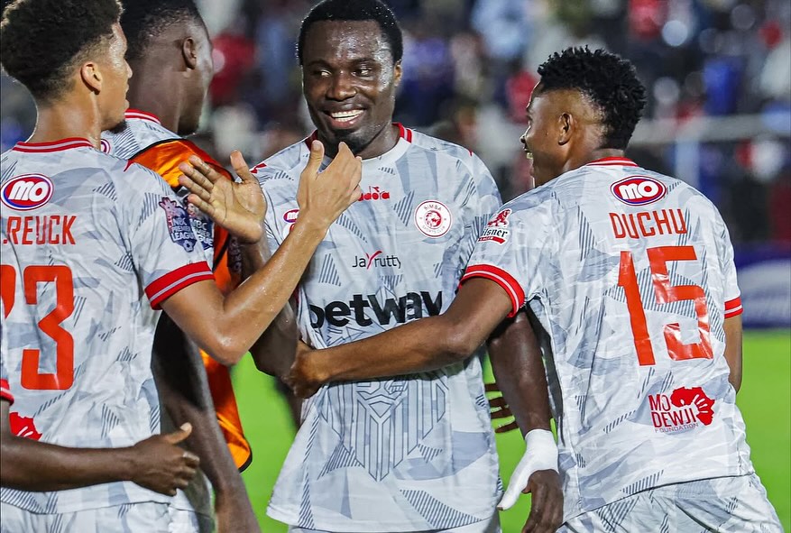 Sowah Atimuliwa Kambini Simba SC? Sakata Zito Lamnyemelea Mnyama Kuelekea Mechi Kubwa 6 You got this hero rise above the ordinary 🫡Be the hero u needed 🙏👌black lion 🦁 for a reason 1