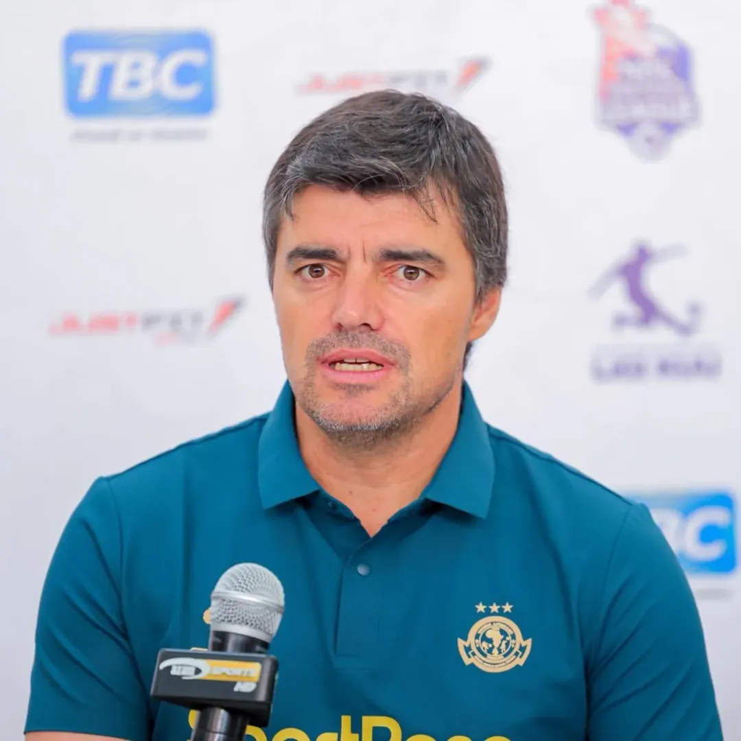 Mastaa Watatu Yanga SC Kuwakosa BSS: Changamoto Mpya Kabla ya Vita Dhidi ya Singida Black Stars 5 𝐏𝐑𝐄𝐒𝐒. 💬Back from Algeria with little time to prepare. The trip was tough but our missi