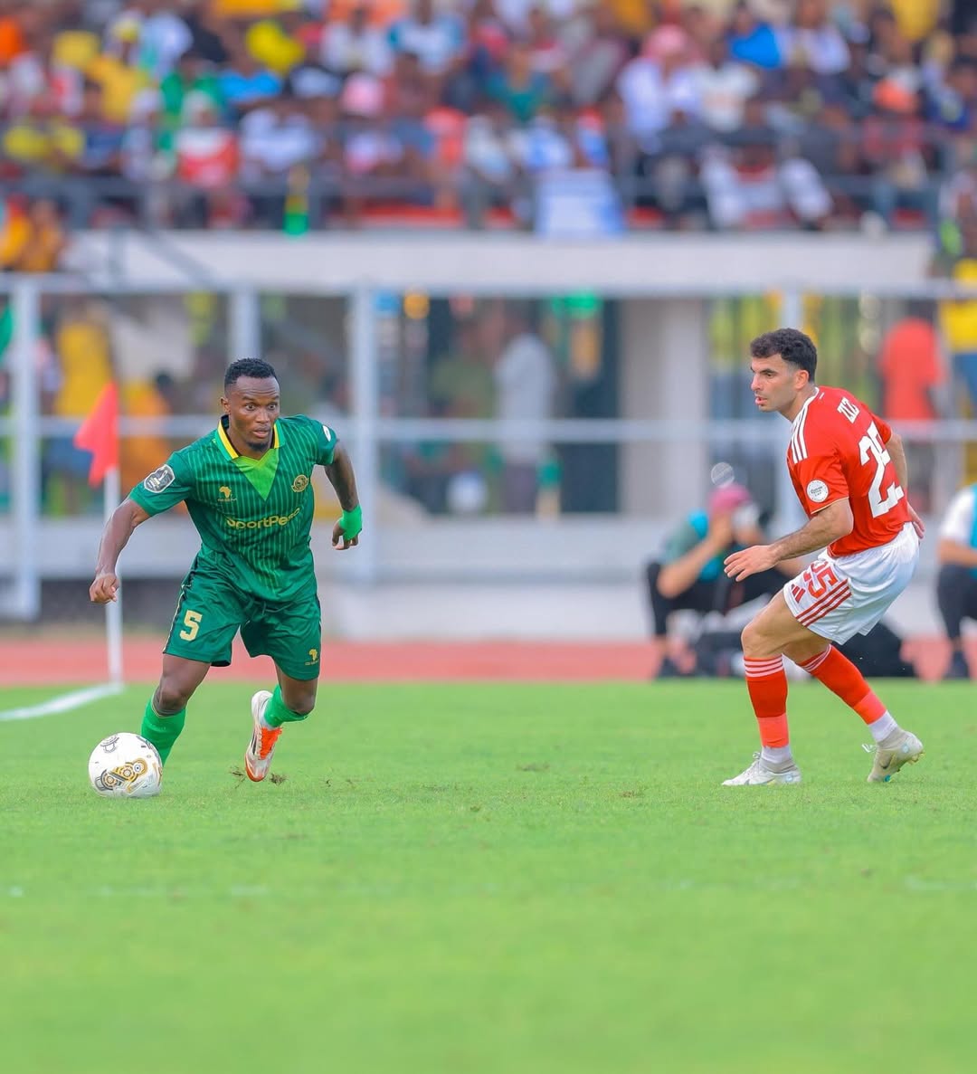 Dickson Job Aumia: Yanga Yapata Pigo Kubwa Safu ya Ulinzi 5 STICK TO THE PLAN NOT YOUR MOOD. TheCaptainShark🦈 1