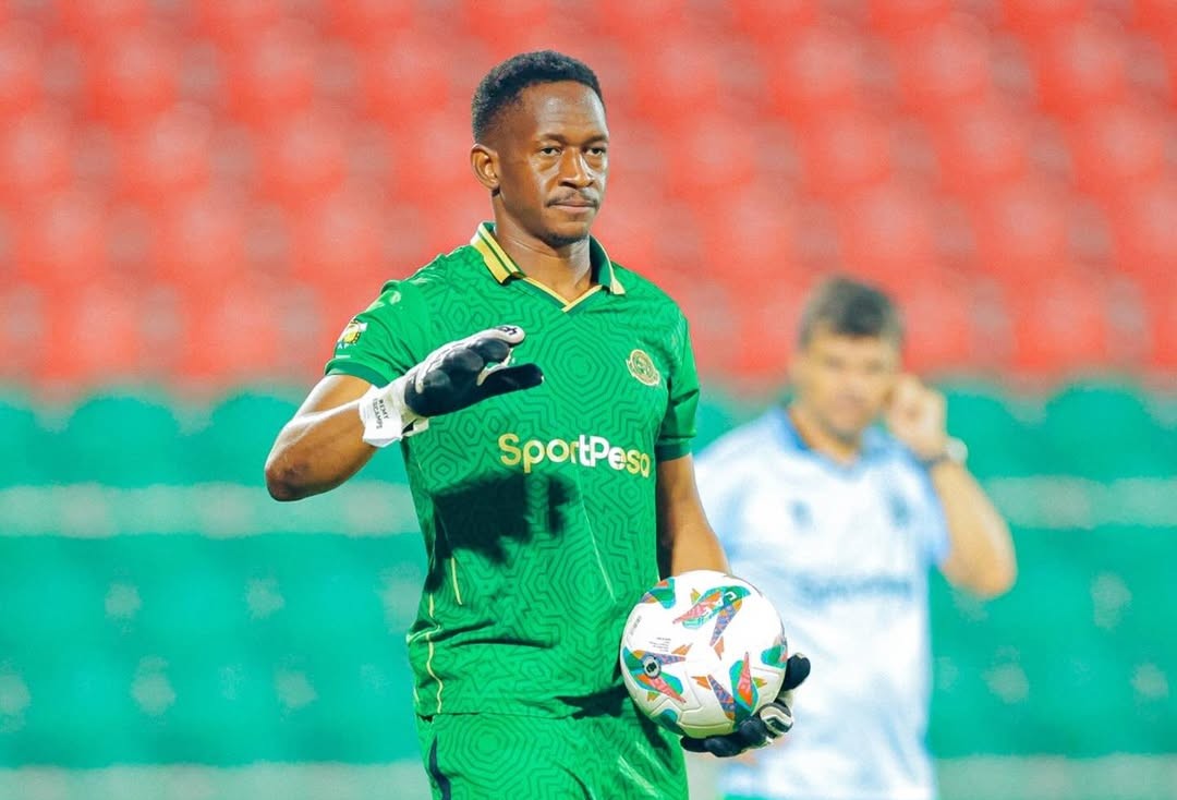 Diarra Afungiwa Michezo Mitatu: Adhabu Nzito Yamkumba Kipa wa Yanga SC Djigui Diarra 1 Diarra Afungiwa Michezo Mitatu: Adhabu Nzito Yamkumba Kipa wa Yanga SC Djigui Diarra