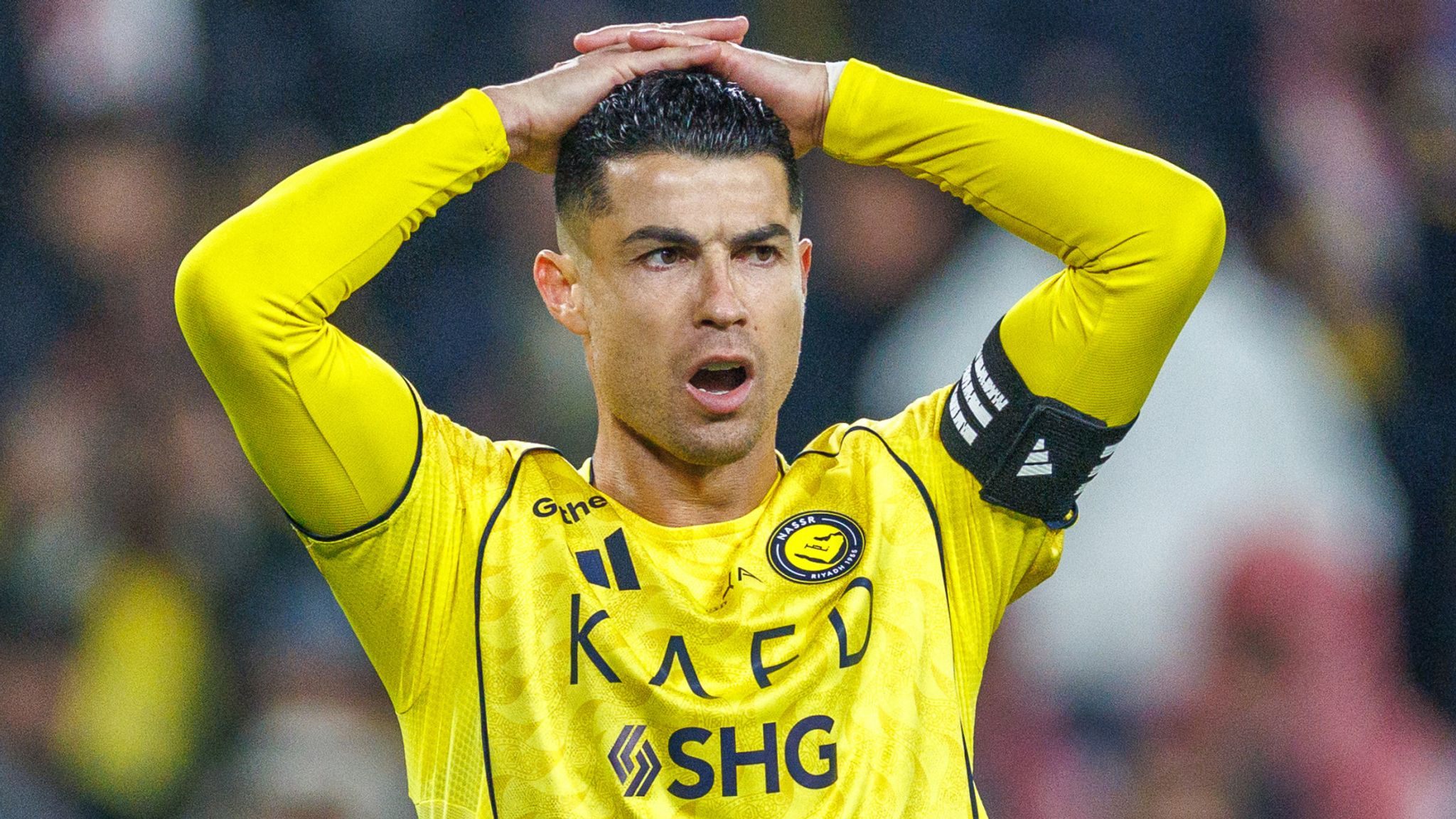 Cristiano Ronaldo Thamani Yake 2026: Mwongozo Kamili wa Utajiri, Mafanikio na Maisha ya CR7 4 Cristiano Ronaldo Thamani Yake 2026: Mwongozo Kamili wa Utajiri, Mafanikio na Maisha ya CR7 - sportsleo.co.tz