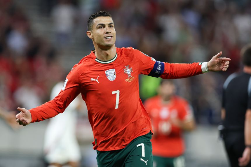 Cristiano Ronaldo Thamani Yake 2026: Mwongozo Kamili wa Utajiri, Mafanikio na Maisha ya CR7 1 image 3