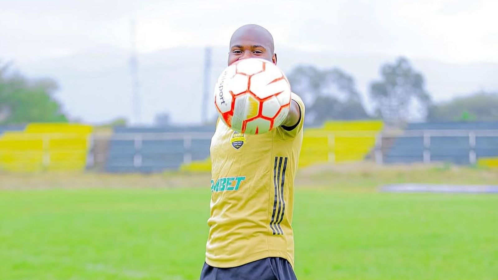 Simba SC Yamnasa Chobwedo:Usajili Mpya Unaotikisa Ligi Kuu Tanzania 3 Simba SC Yamnasa Chobwedo:Usajili Mpya Unaotikisa Ligi Kuu Tanzania