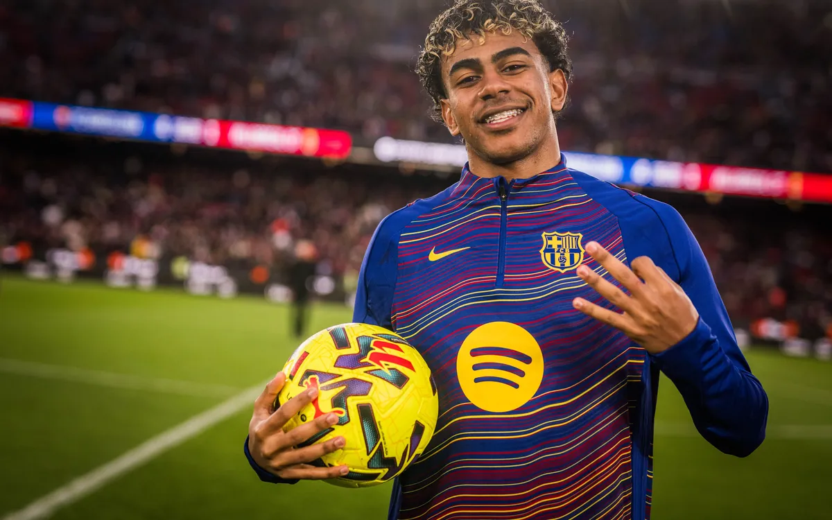 Lamine Yamal Thamani Yake 2026: Safari, Mafanikio, na Utajiri wa Nyota huyu wa Barcelona 1 Lamine Yamal Thamani Yake 2026: Safari, Mafanikio, na Utajiri wa Nyota huyu wa Barcelona - sportsleo.co.tz