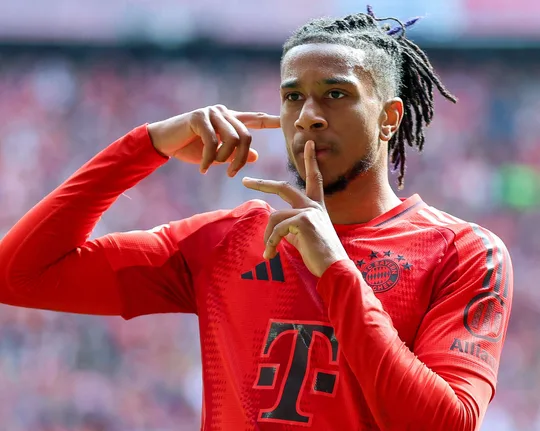 Michael Olise Thamani Yake 2026: Maisha, Mshahara, na Safari ya Mafanikio ya Supastaa wa Bayern Munich 2 Michael Olise Thamani Yake 2026: Maisha, Mshahara, na Safari ya Mafanikio ya Supastaa wa Bayern Munich - sportsleo.co.tz