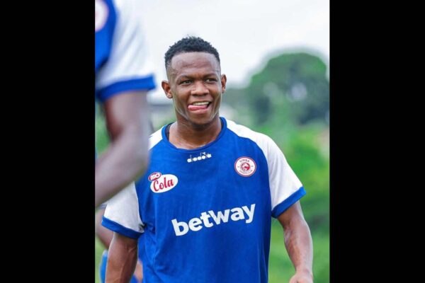 Chasambi Aondoka Simba SC:Winga Huyo Aondoka Rasmi Baada ya Kukosa Nafasi Kikosini